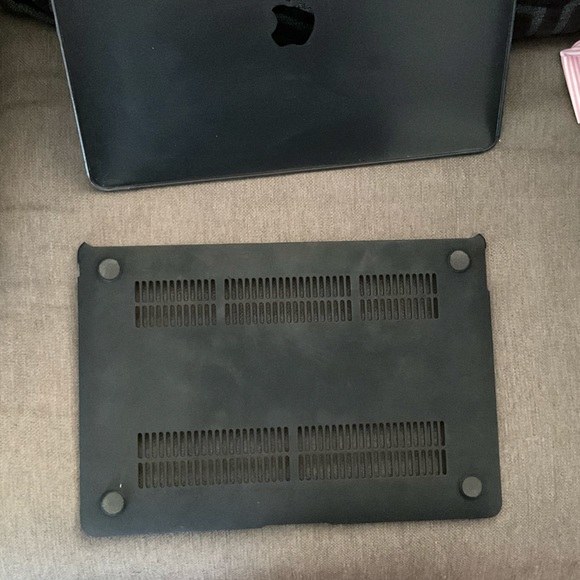 MacBook Pro computer case - Picture 4 of 4